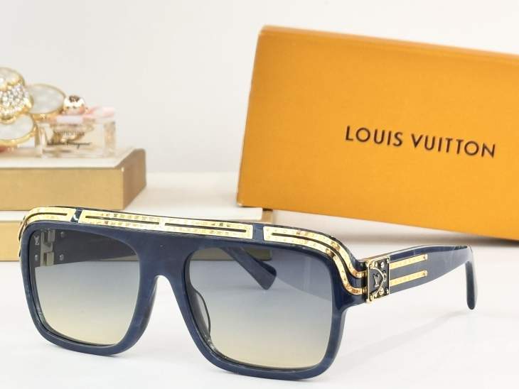 Picture of Louis Vuitton Sunglasses _SKUfw76406713fw